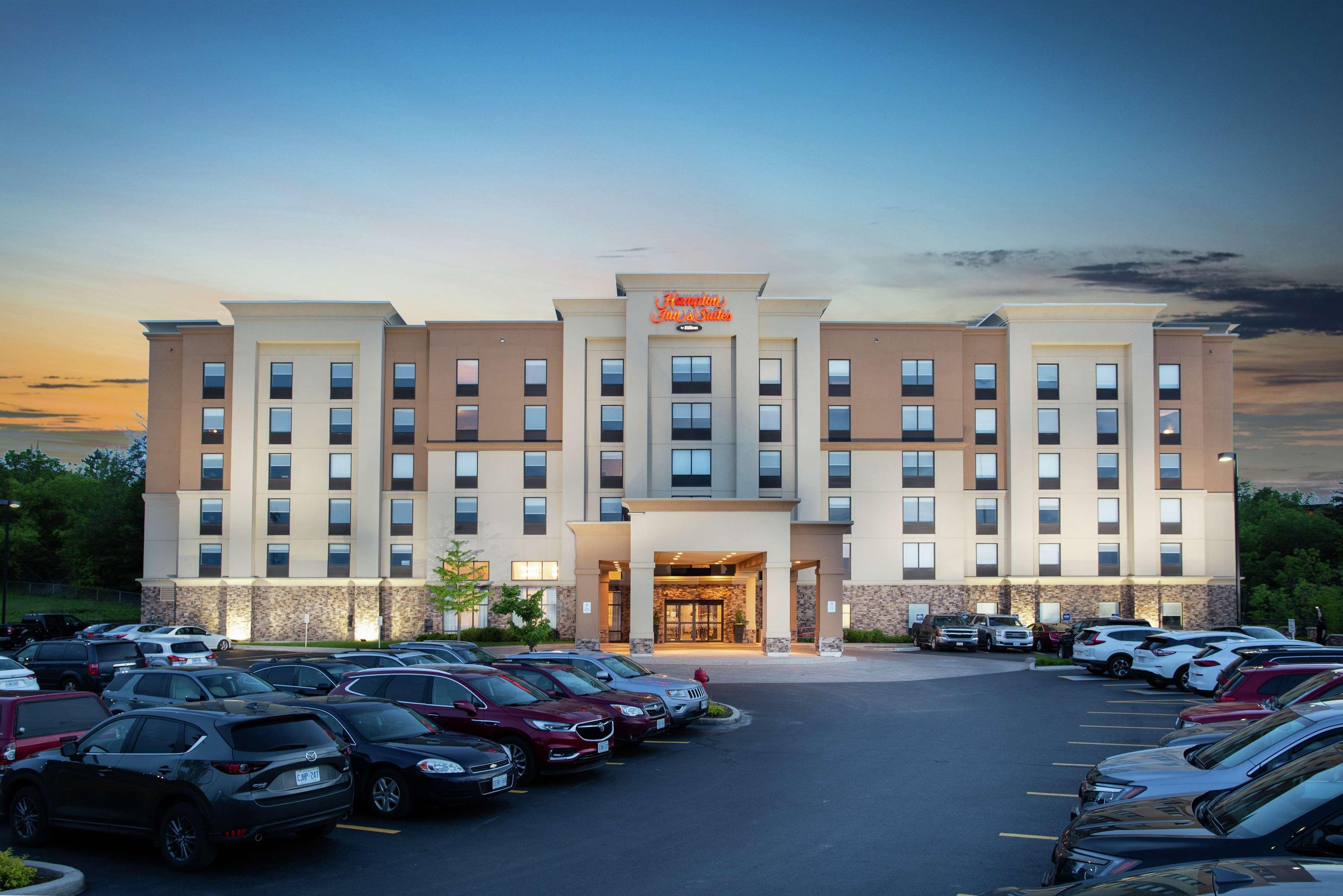 Hampton Inn & Suites By Hilton Barrie Exterior foto