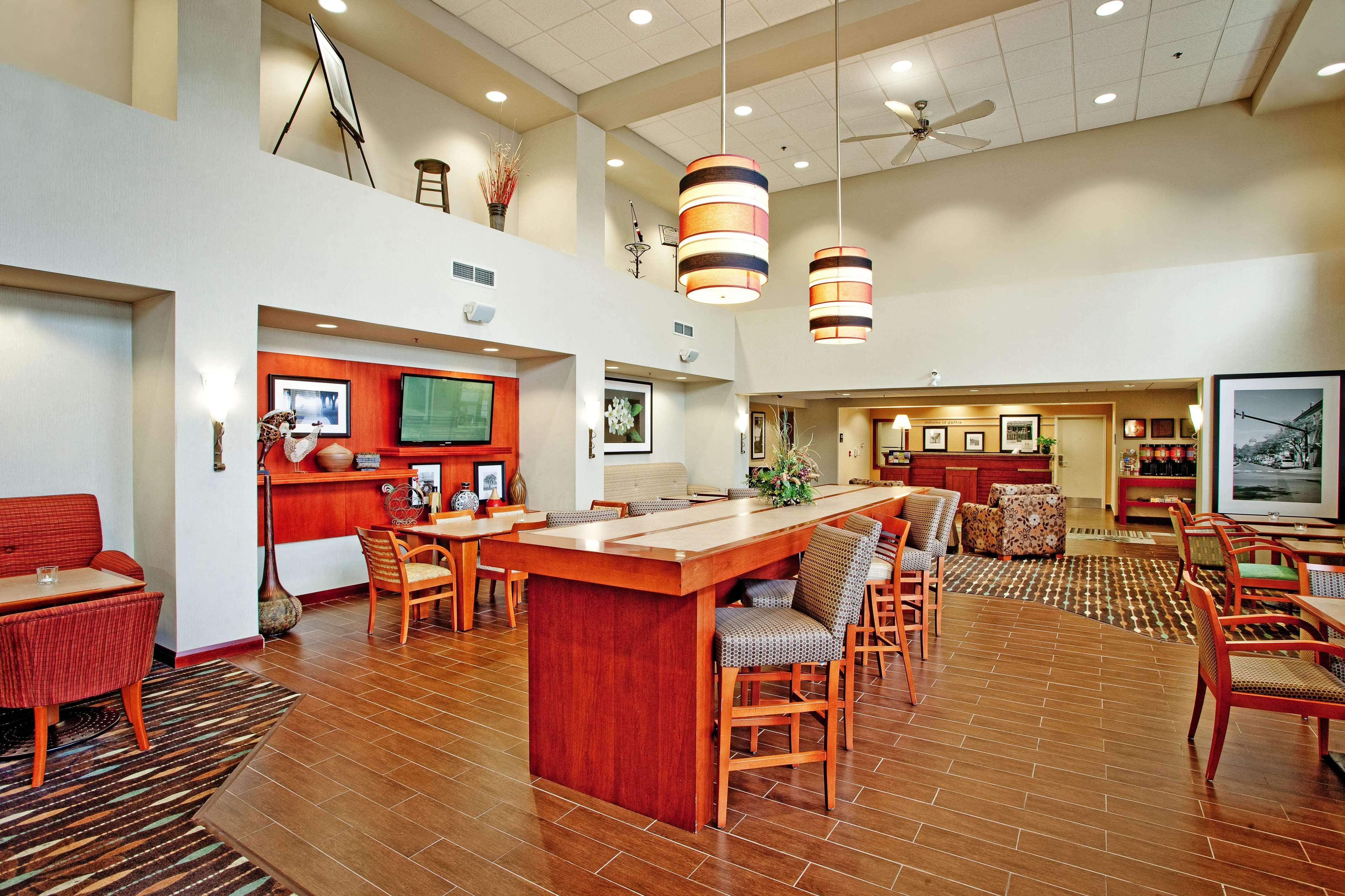 Hampton Inn & Suites By Hilton Barrie Exterior foto