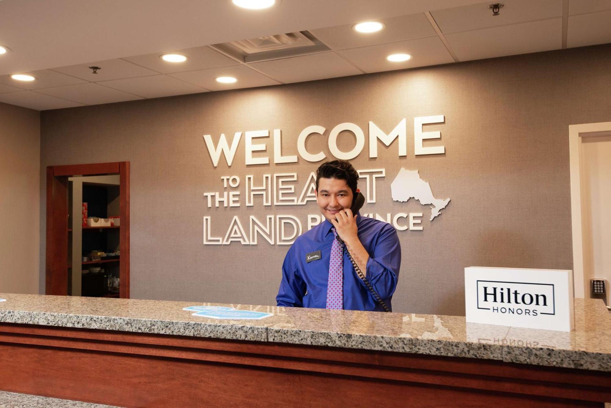 Hampton Inn & Suites By Hilton Barrie Exterior foto