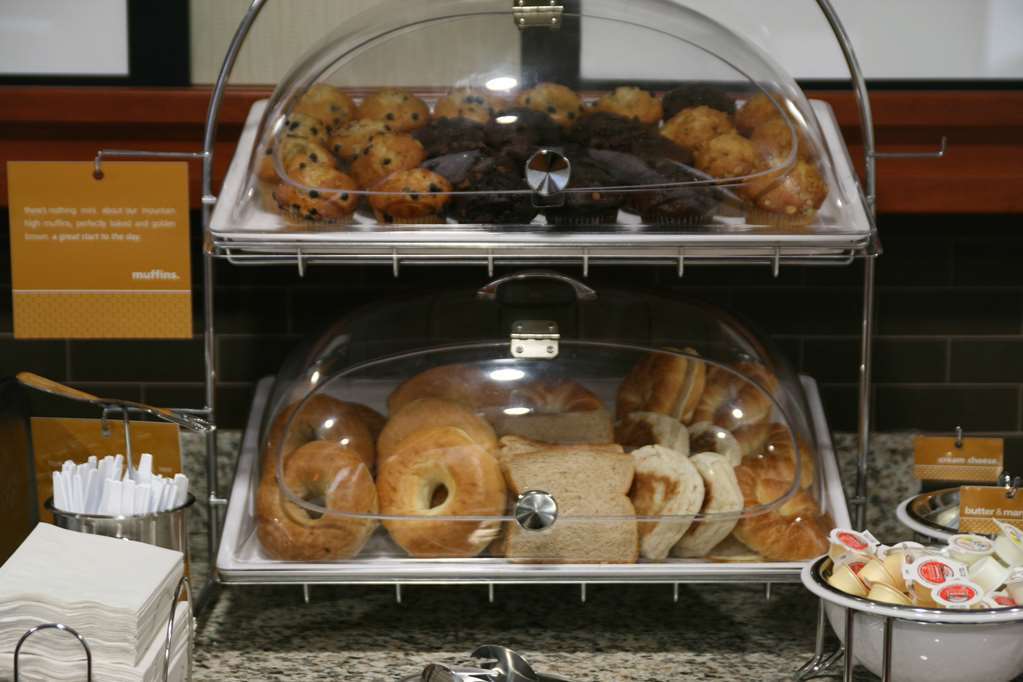 Hampton Inn & Suites By Hilton Barrie Restaurant foto